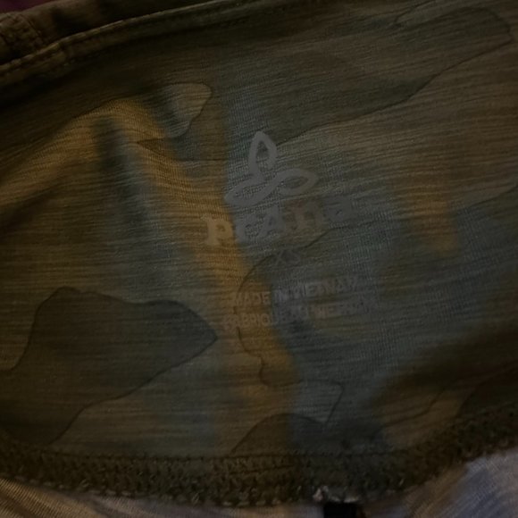 Prana camo print BIKE SHORTS brand new NWOT pockets workout leggings xs Electra - Picture 4 of 4